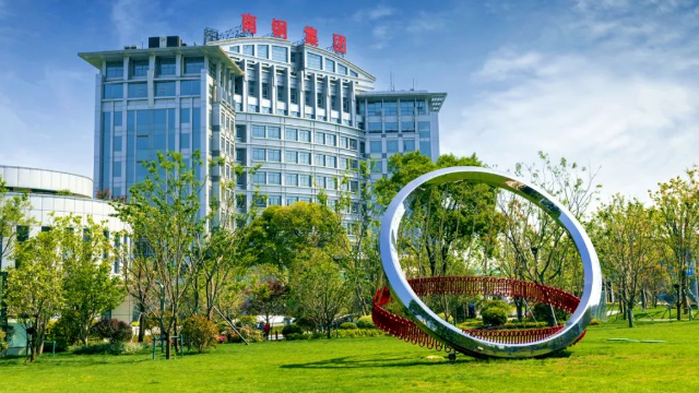 逆势上涨！“2022中国企业500强”南京榜排名第一的企业靠什么？
