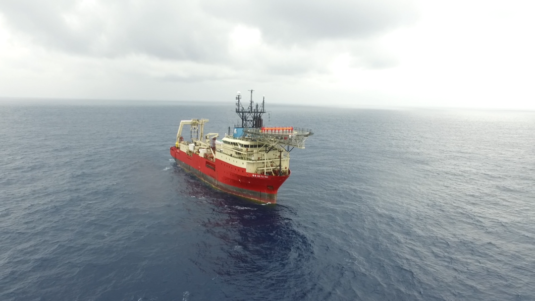  海底十万八千公里！亨通 