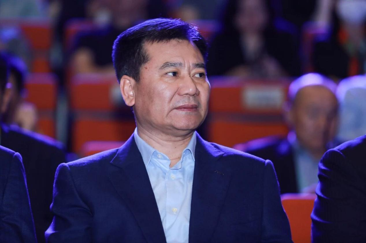  新年第一锤！2300亿债务落 