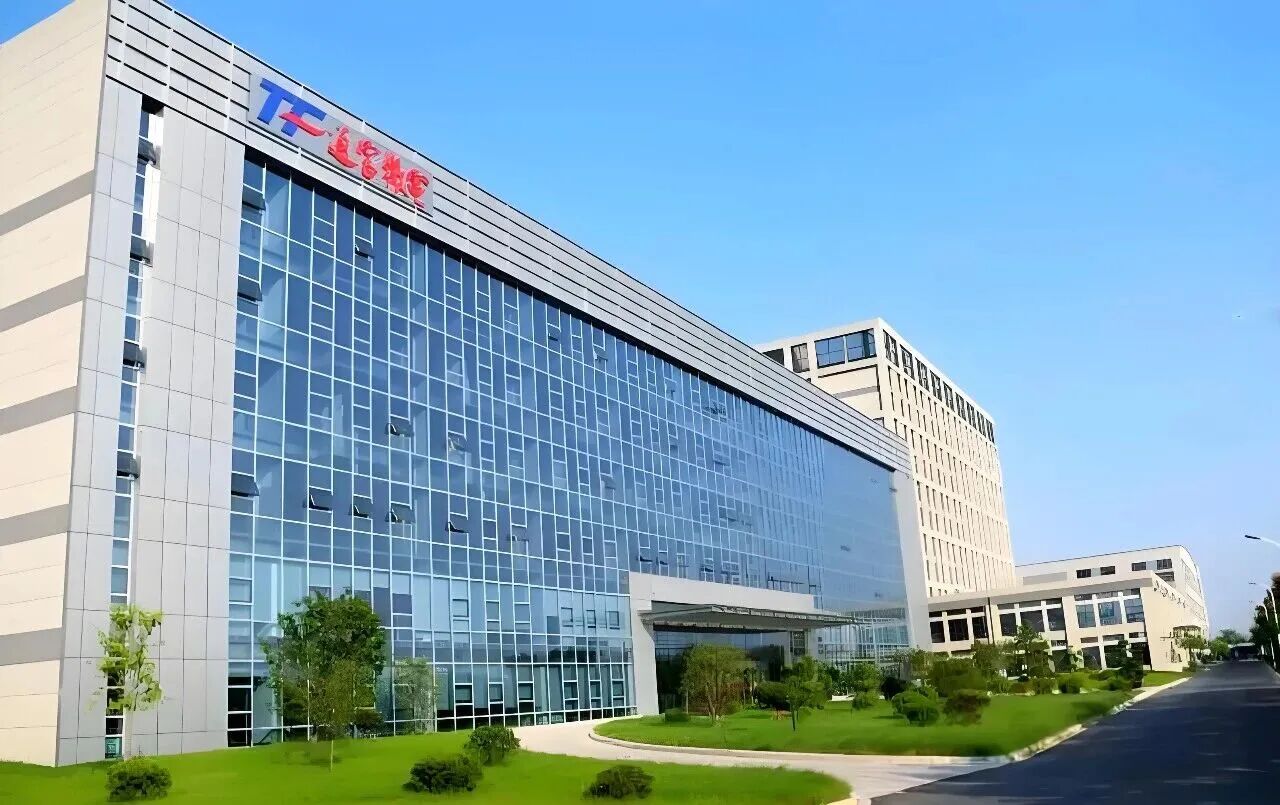  南通父子档，跑出800亿封 