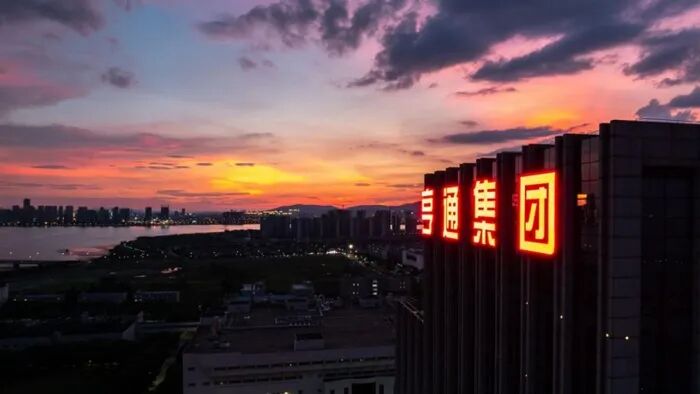  市值狂涨超千亿！苏州父 