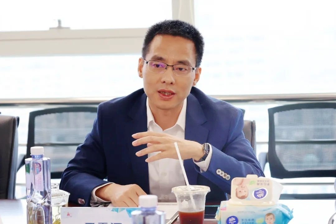  无锡百亿上市公司掌门， 